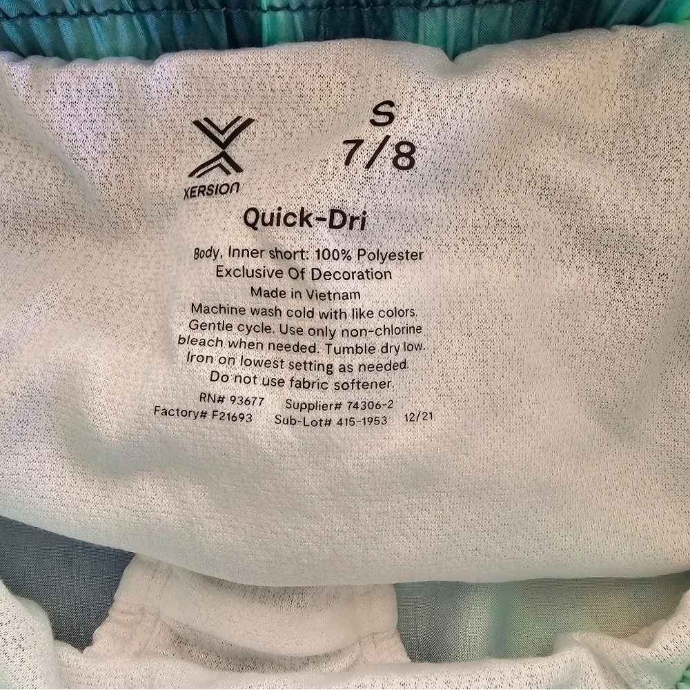 Xersion Girls Activewear Shorts Size‎ S 7/8 Blue Green Tie Dye Quick-Dri